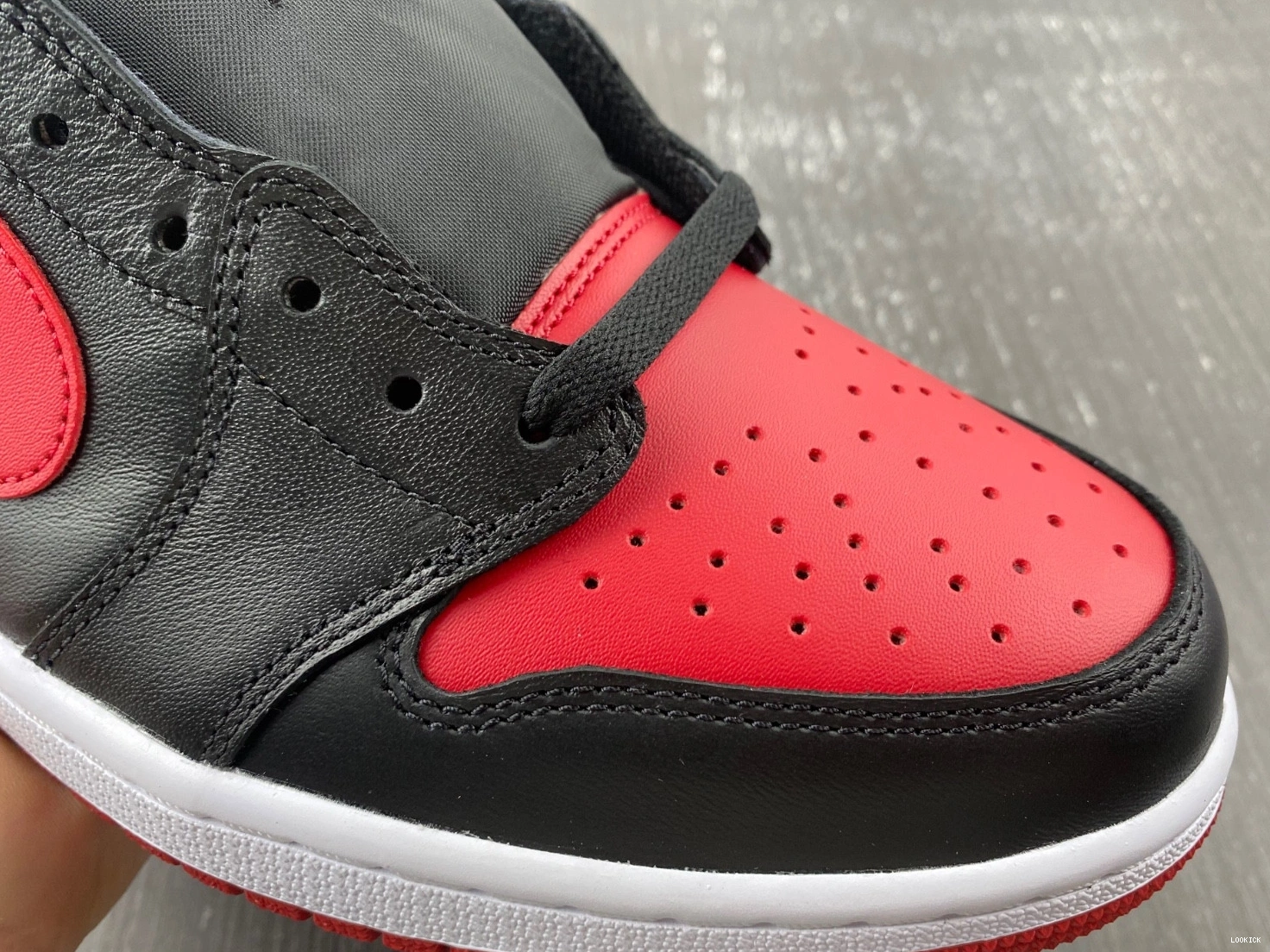 Cheap (2015) 1 Retro Low 705329-001 - Bred Jordan 0523